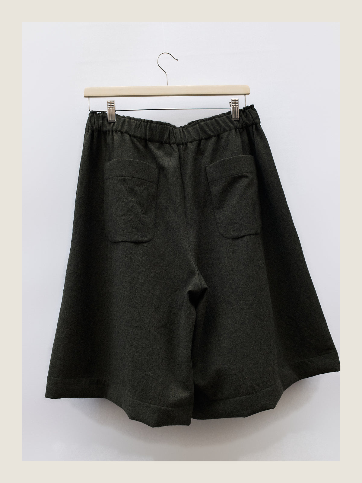 Flowy Winter Shorts in Moss Wool