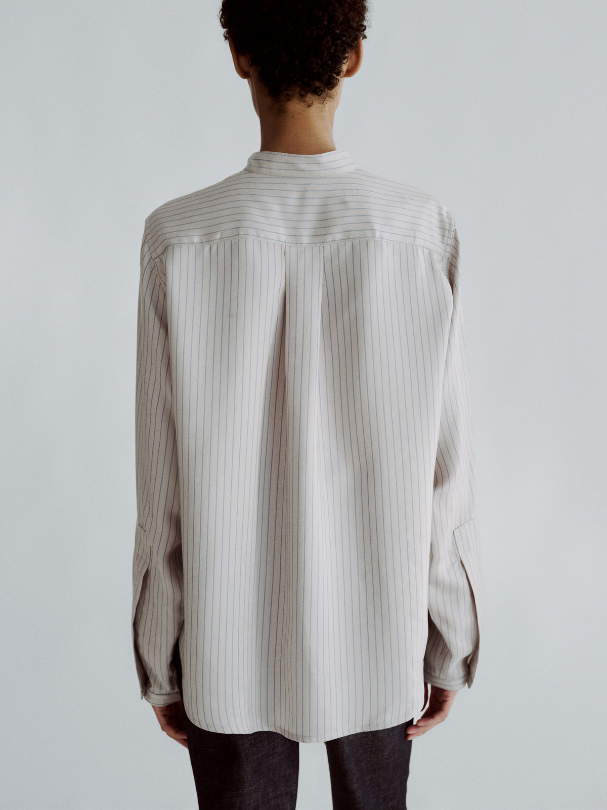 LAFINE Pop Shirt in Silver striped silk. Designed by Yvonne Koné. Made in Italy.
