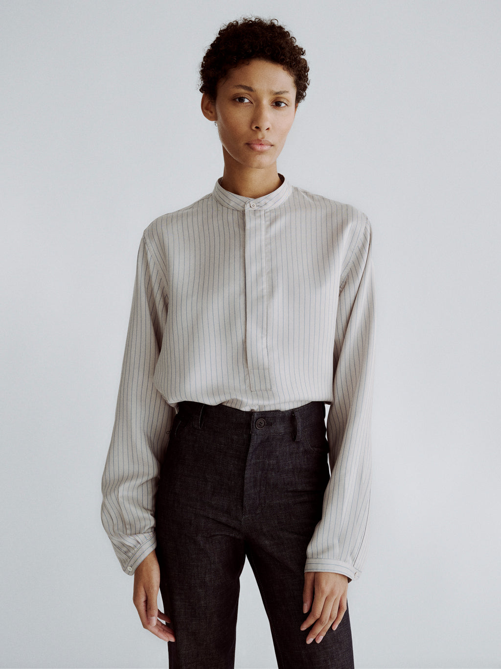 LAFINE Pop Shirt in Silver striped silk. Designed by Yvonne Koné. Made in Italy.