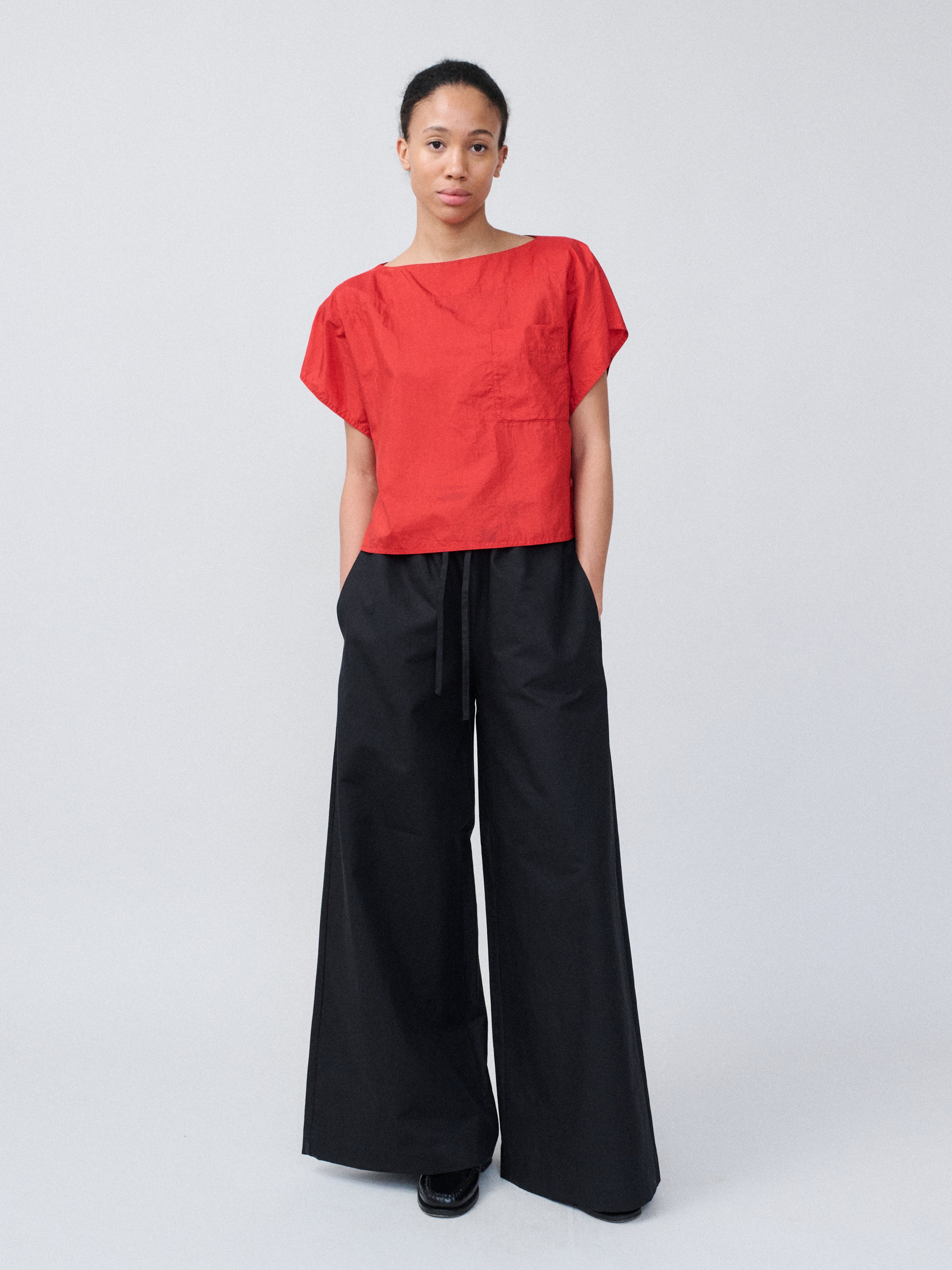 T-Shirt – Silk Nylon Red