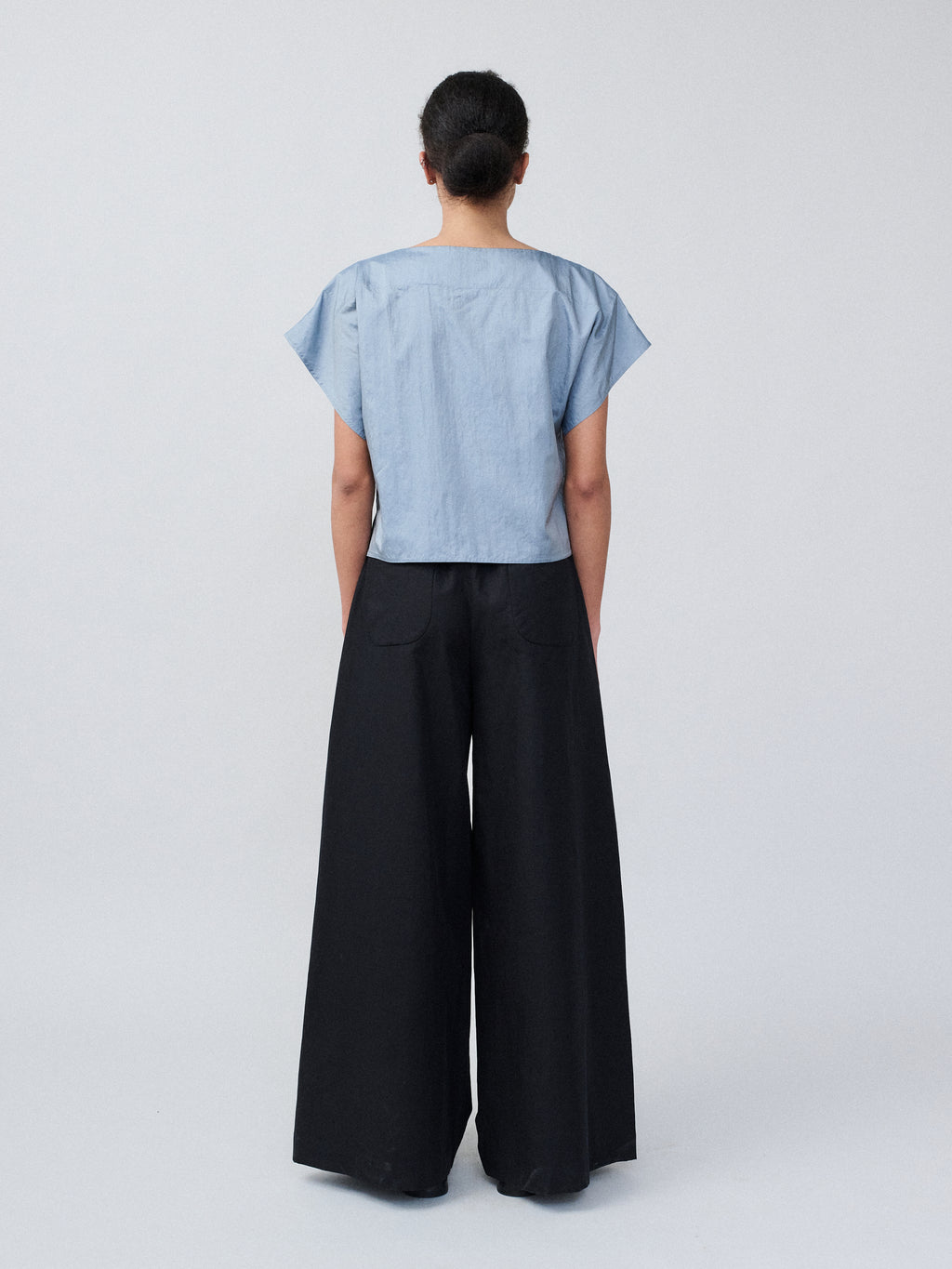T-shirt – Silk Nylon Sky
