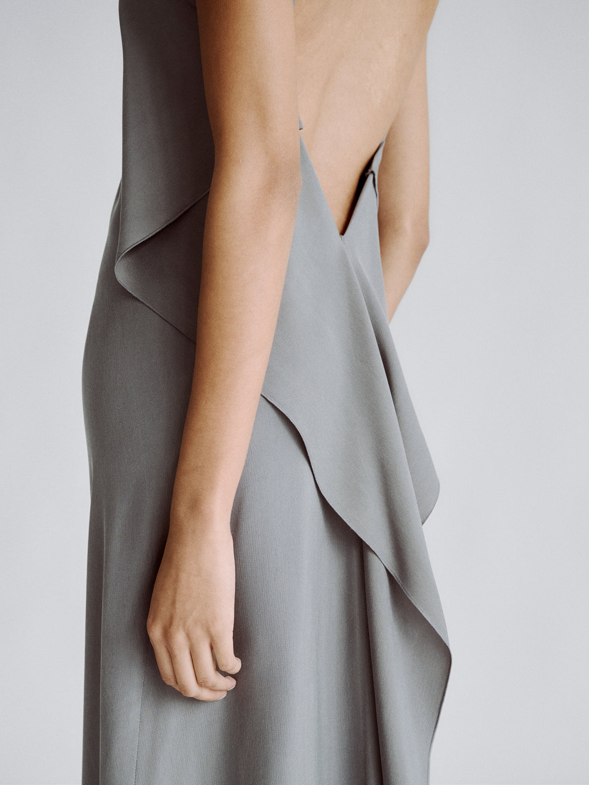 LAFINE Dress in Steel Grey cupro. Designed by Yvonne Koné. Made in Italy.
