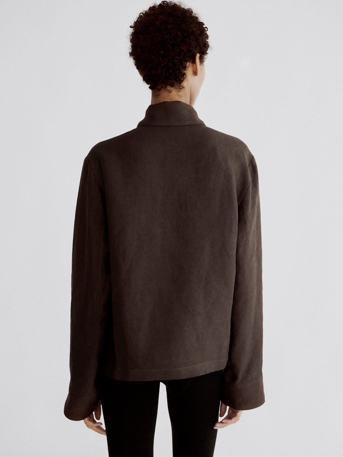 LAFINE Set Jacket in Chocolate linen. Designed by Yvonne Koné. Made in Italy.