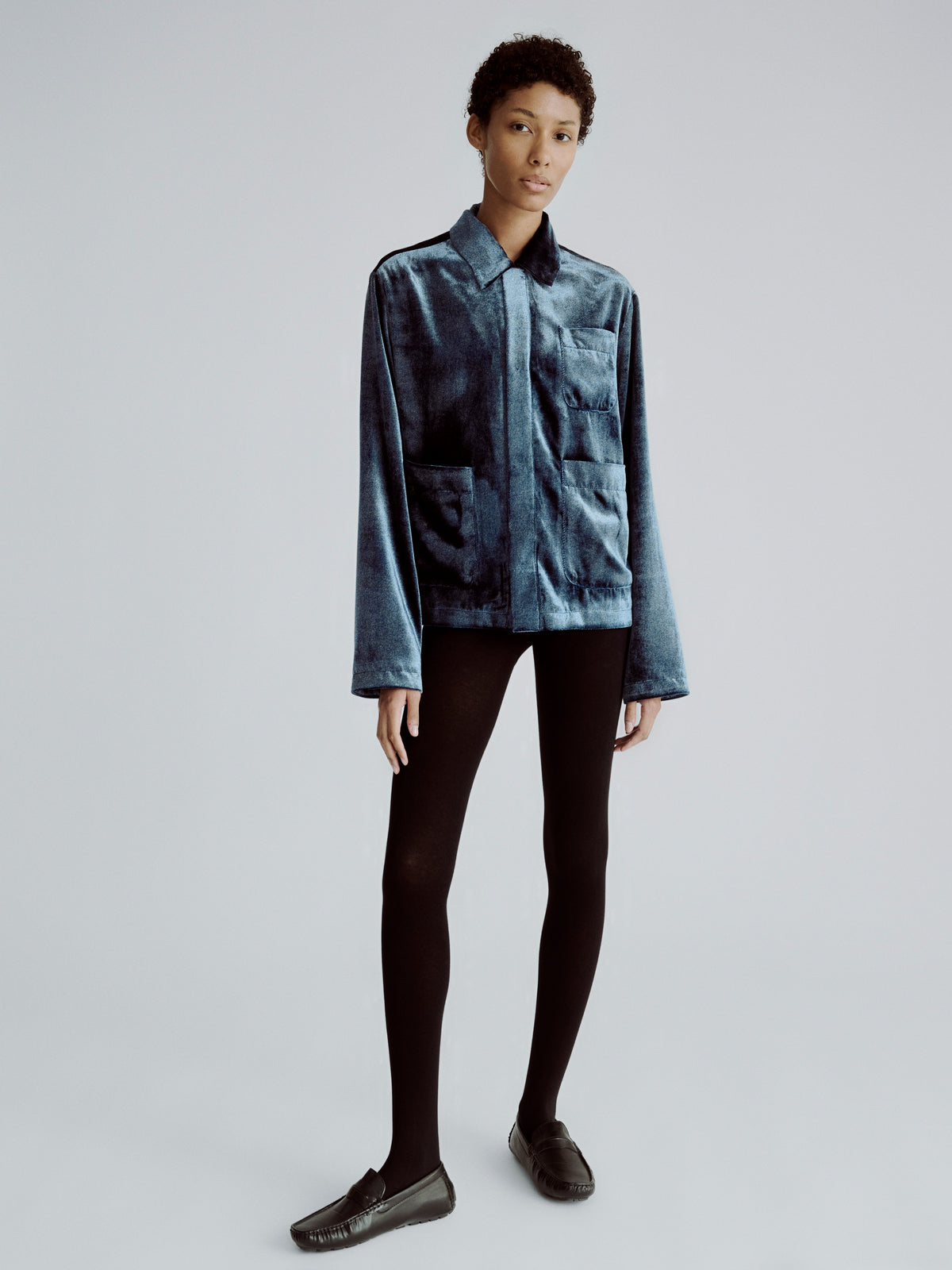 LAFINE Set Jacket in Dusty Sapphire velvet. Designed by Yvonne Koné. Made in Italy.