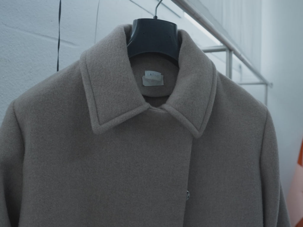 The Jacket in Camel Cashmere